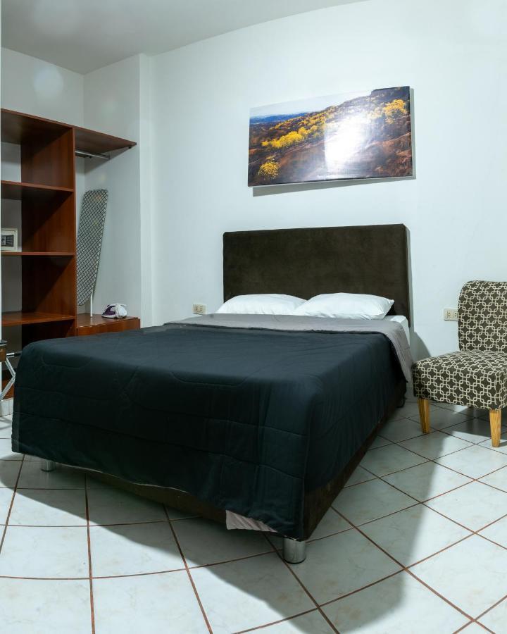 Hospedaje Gran Imperial Tumbes Exterior photo