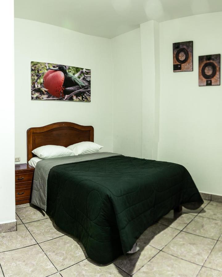 Hospedaje Gran Imperial Tumbes Exterior photo